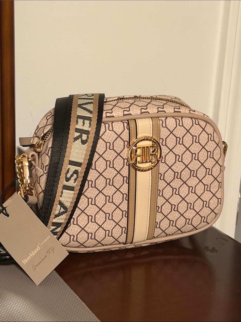 River island crossbody
